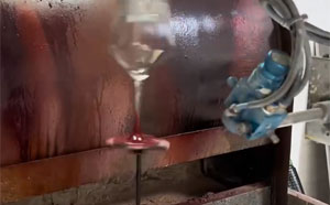 红酒杯喷漆20241214006