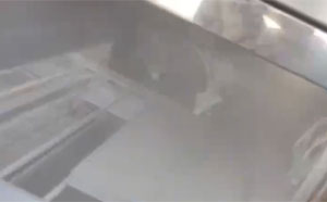 螺丝丁盖流水线喷漆20241216025